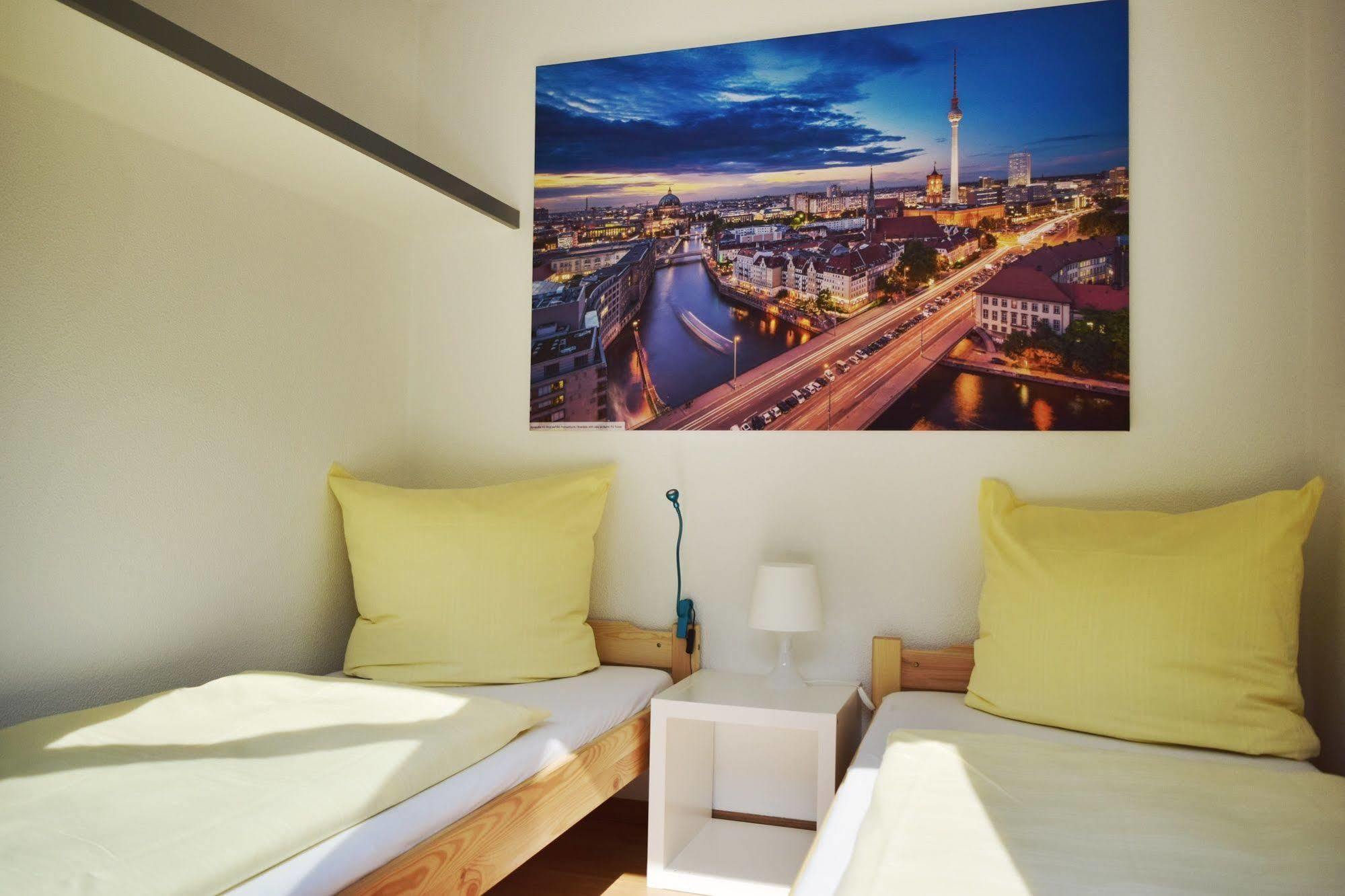 Cube Lodges Berlin Mitte Zewnętrze zdjęcie